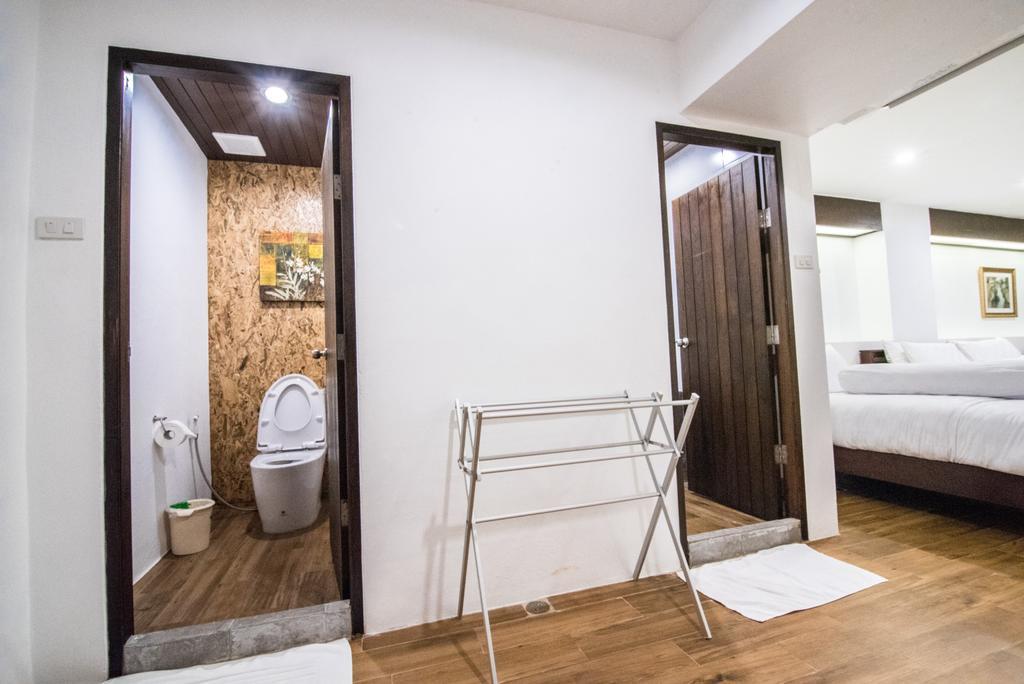Baantalay Thungwualaen Hotell Pathiu Exteriör bild